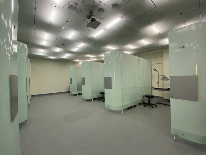 眼屈光術前評估人才培育就業學程-臨床視覺醫學實驗室圖片
