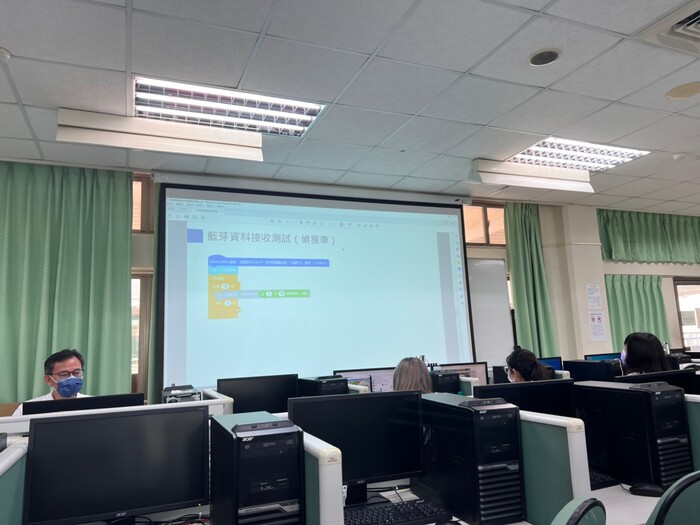 智慧3C健康創作技能實務學程-智慧3C健康實務創作-智慧偵搜車圖片